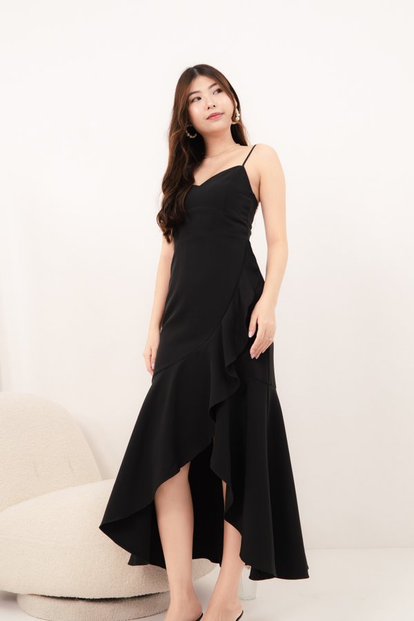 Shanna Sweetheart Neckline Ruffles Midi Dress in Black