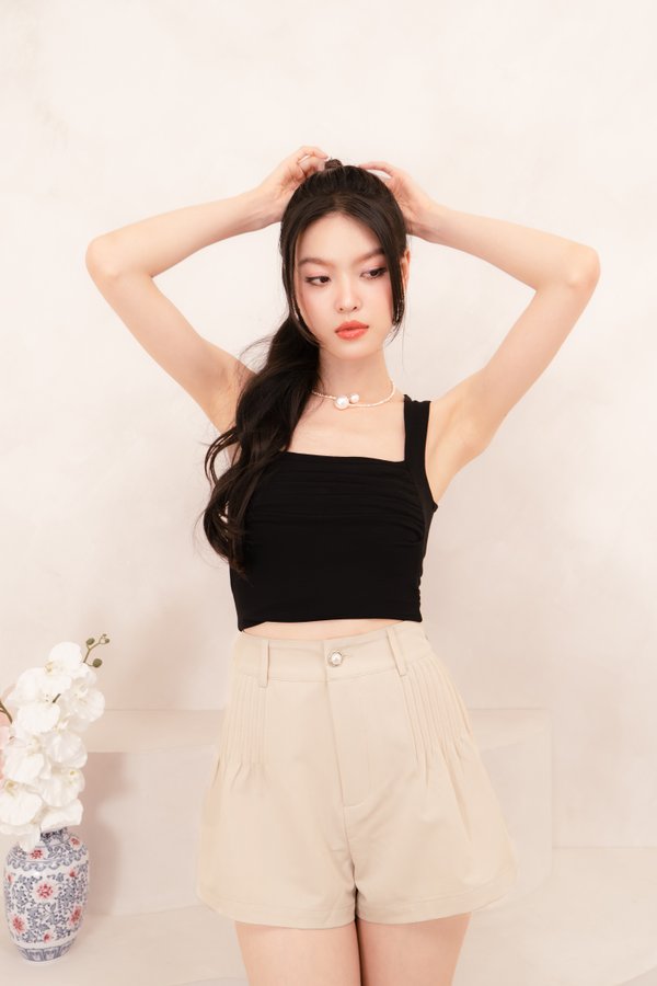 Inzy Pearl Button Shorts in Oatmeal
