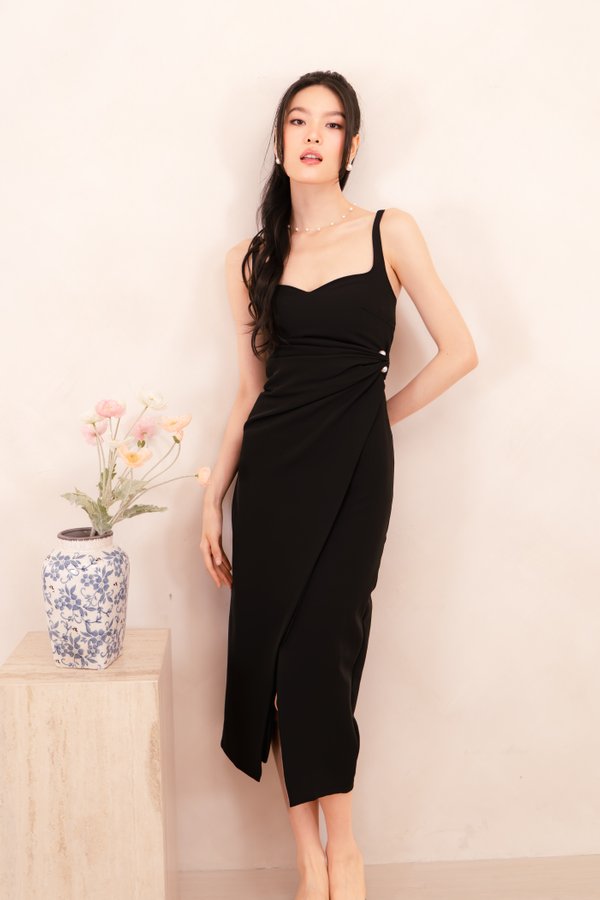 Isabelle Pearl Ruched Midi Dress in Black