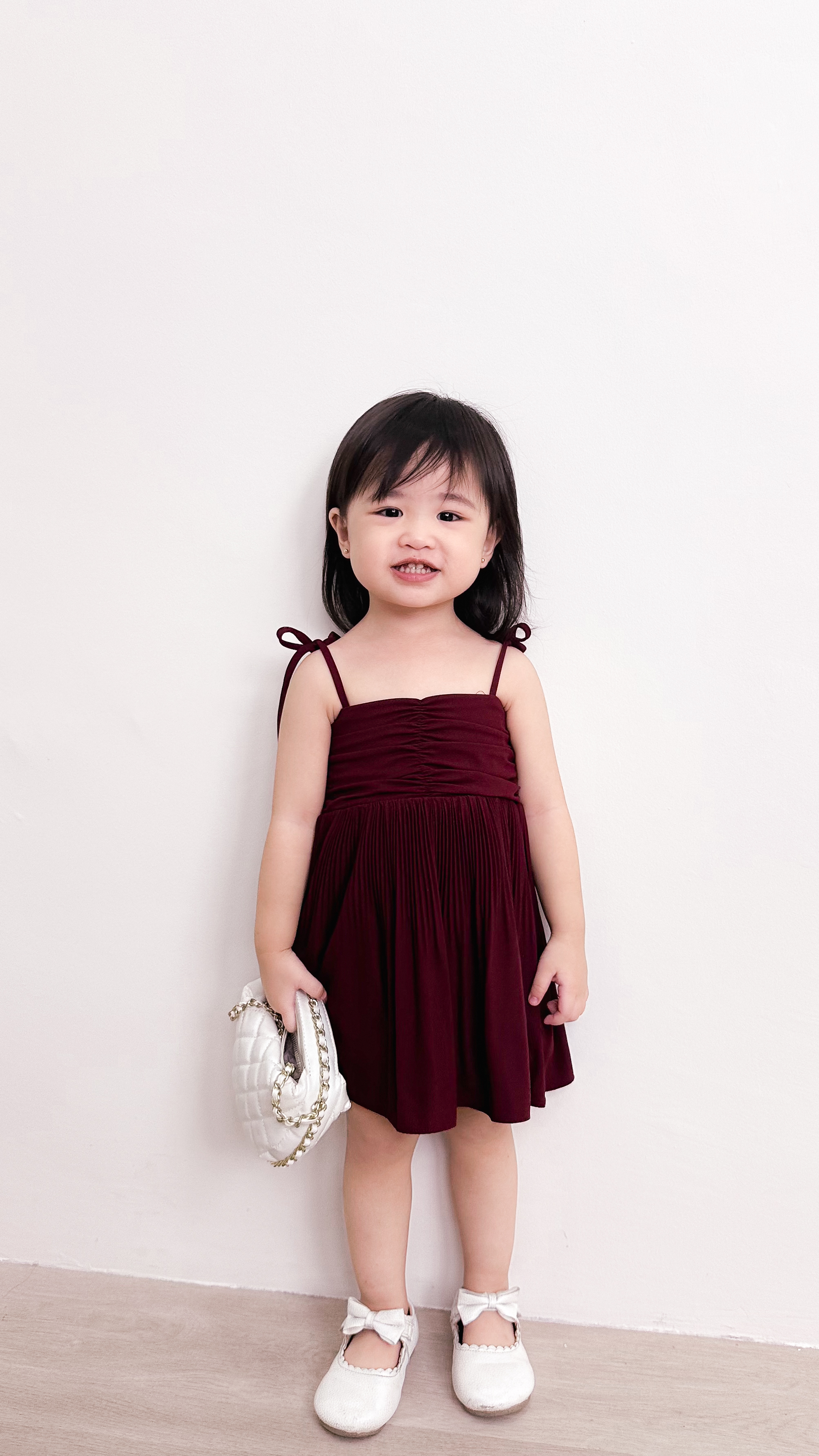 Little hot sale maroon dress