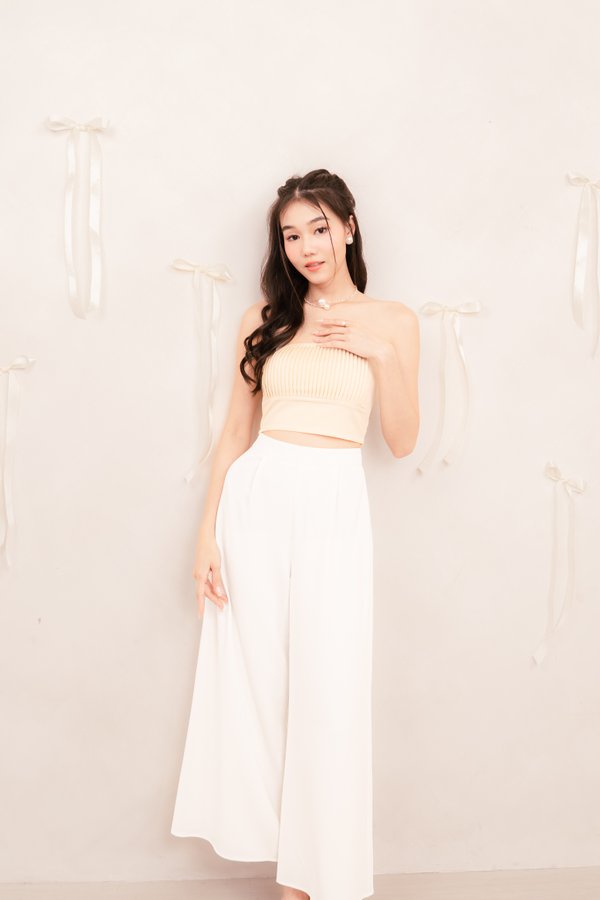 Medith Pleated Top in Pale Yellow