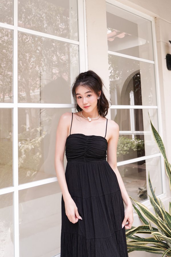 Gisella Sweetheart Neckline Ruched Maxi Dress in Black