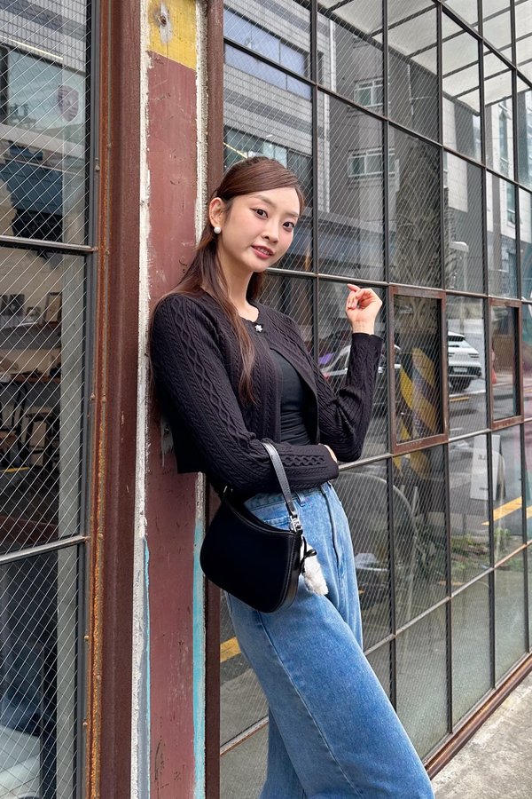 Chaebol Cable Knit Cardigan in Black 