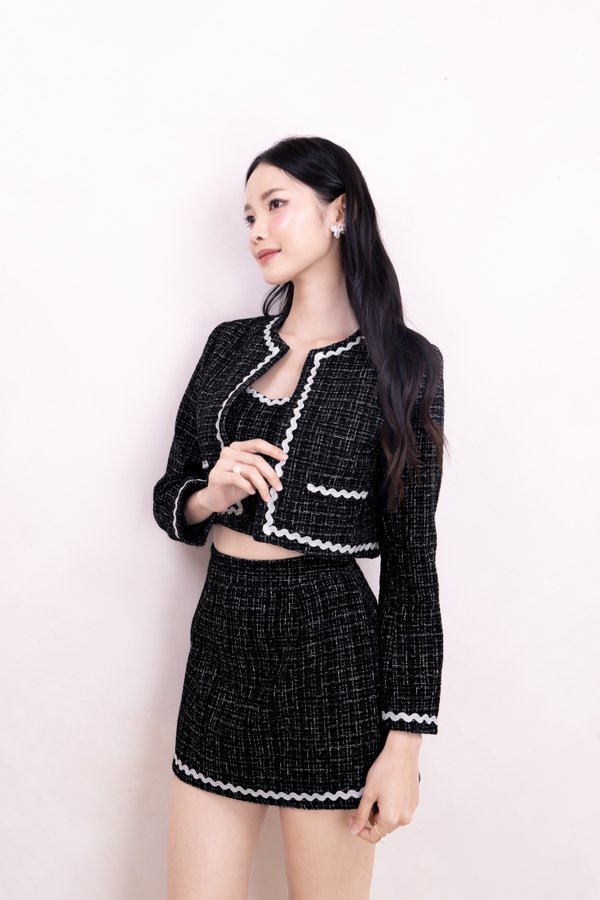 Milly Outline Trimming Tweed Blazer in Black with White Threads