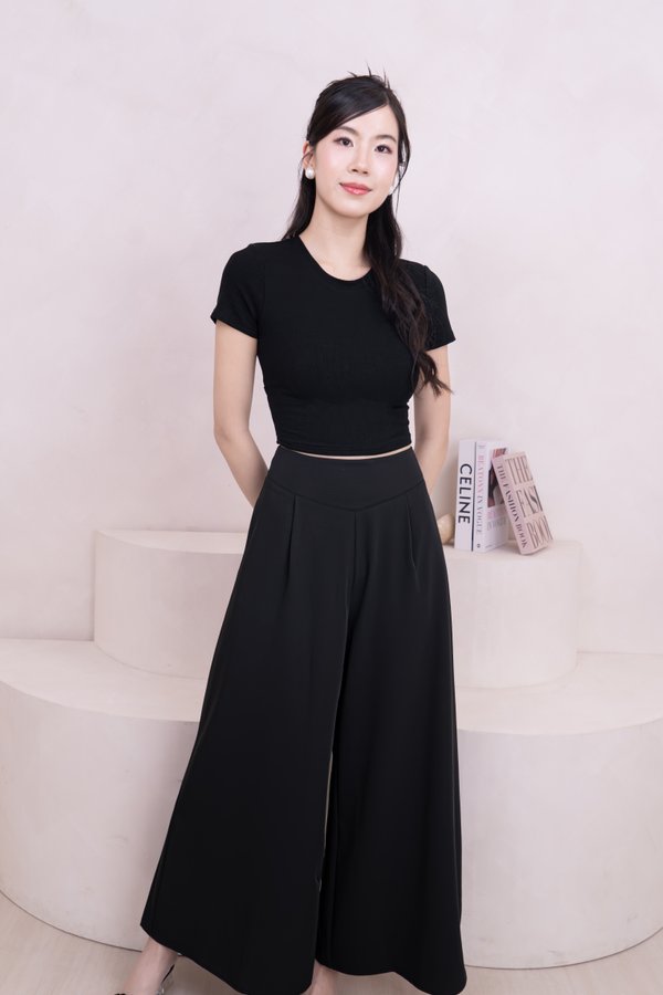 *BACKORDER* Alina High Waisted Petite Pants in Black