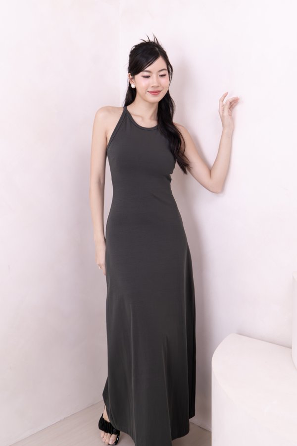 (BARE/BASIC) Zelia Sleeveless Racer Regular Midi Dress with Small Chain Pouch in Slate Grey