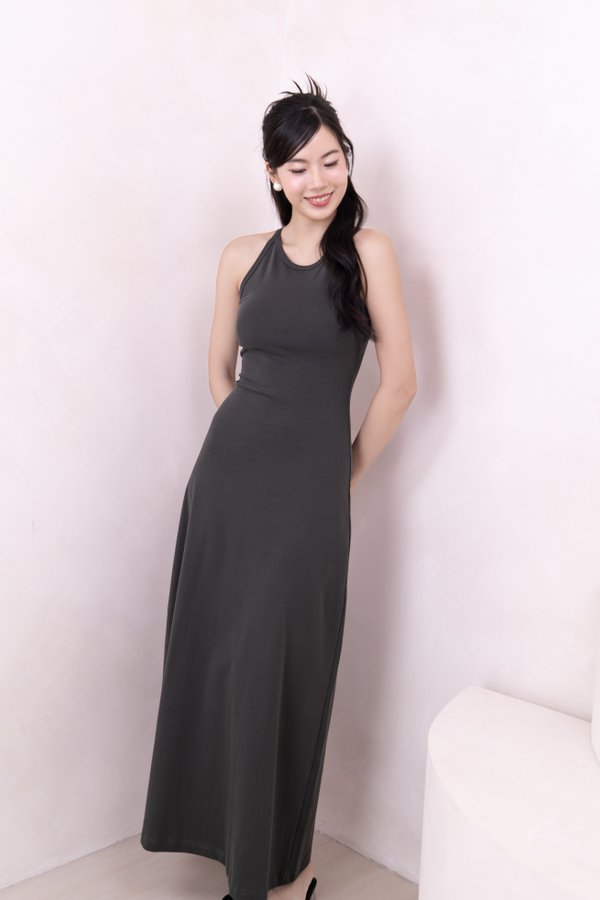 (BARE/BASIC) Zelia Sleeveless Racer Regular Midi Dress with Small Chain Pouch in Slate Grey