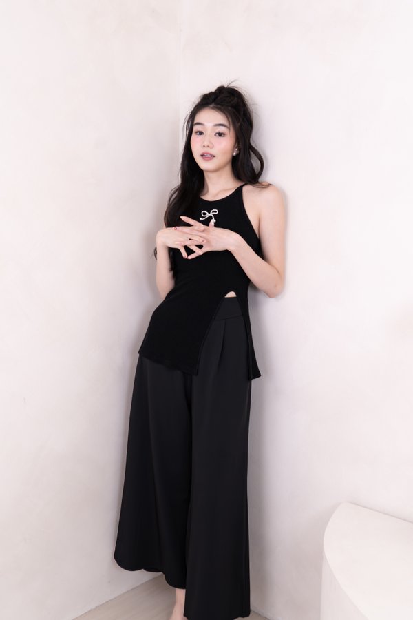 Gilda Racer Side Slit Long Top in Black