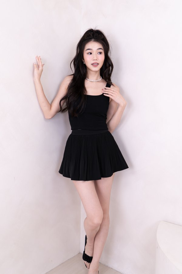 (BARE/BASIC) Caprise Back Ribbon Bow Sleeveless Top in Black