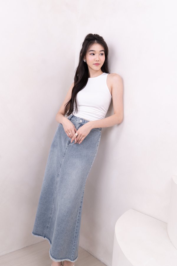 Mira Denim Maxi Skirt with Chain Belt in Mid Wash