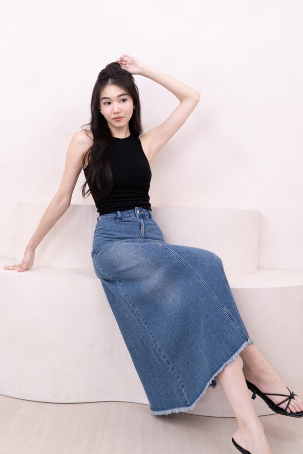 Mira Denim Maxi Skirt with Chain Belt in Dark Wash