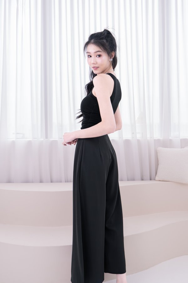 Alina V2 Straight Waistband Petite Pants in Black