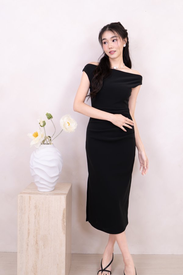 Tayla Off Shoulder Midi Dress in Black