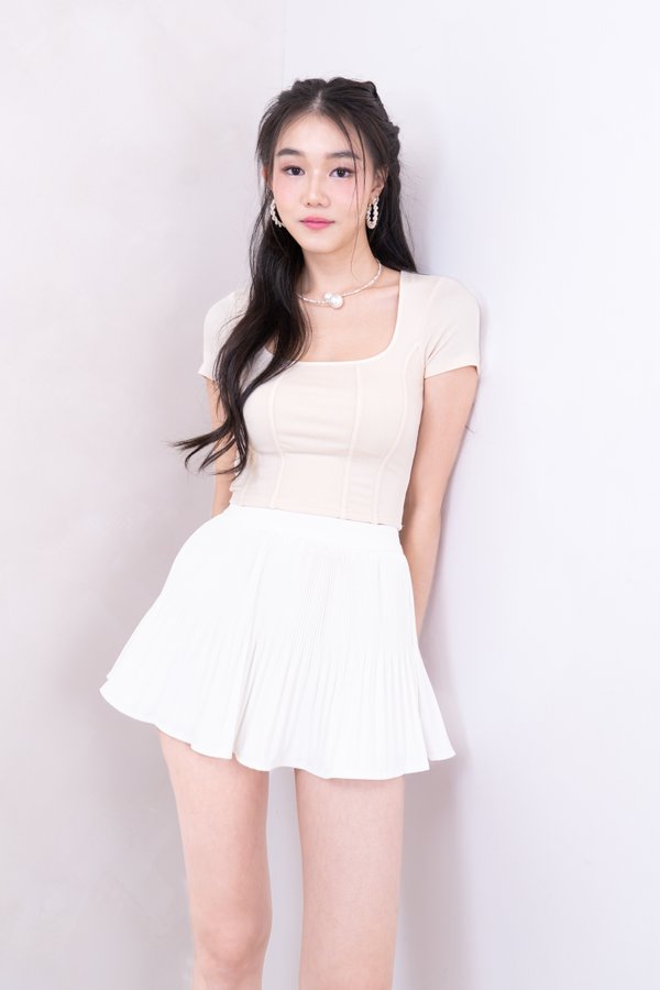 (BARE/BASIC) Leraine Corset Detailing Top in Ivory Beige