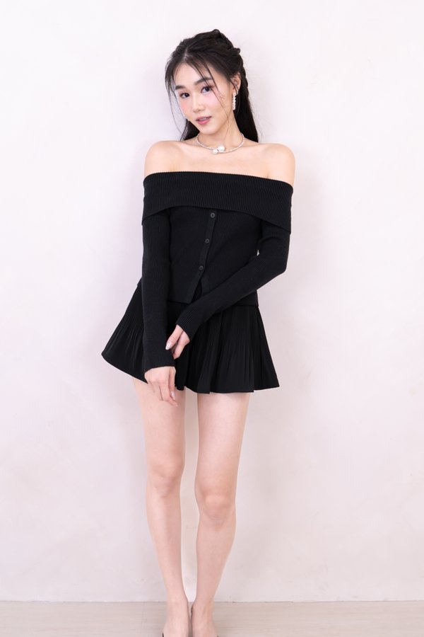 Shermaine Off Shoulder Long Sleeve Knit Top in Black