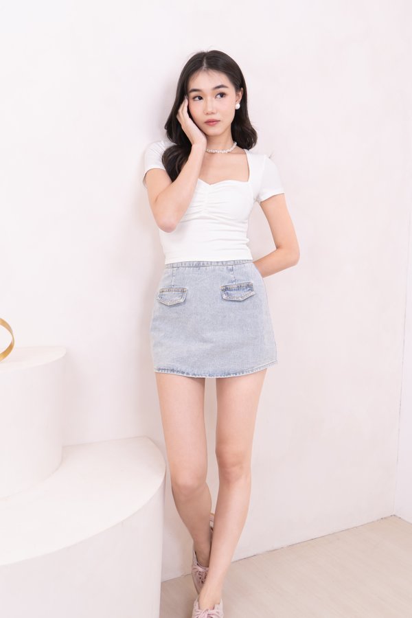 Arya Faux Pocket Denim Skorts in Light Wash