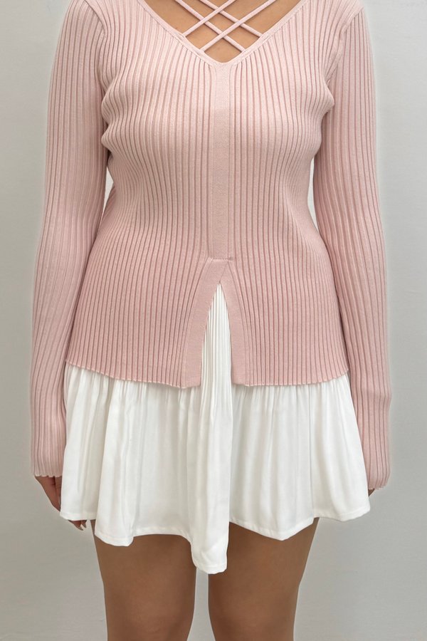 L514 Criss Cross Knit Long Sleeve Top in Baby Pink