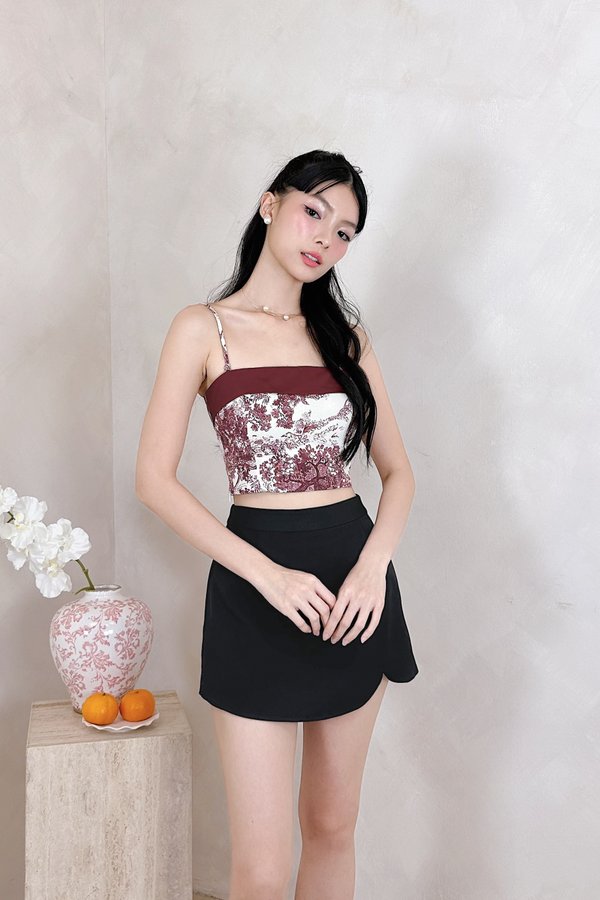 L548 Gillian Overlap Straight Neckline Top in Red Printed Floral