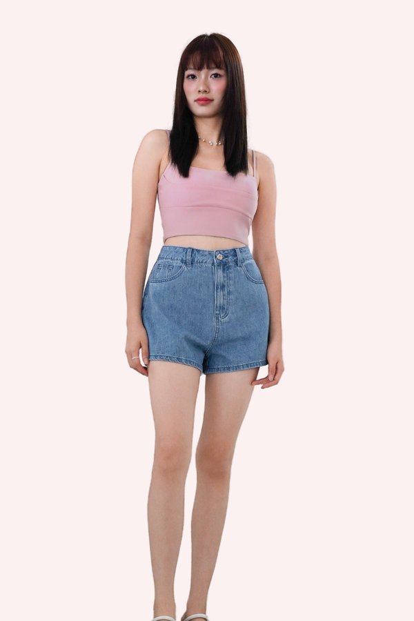 *Regular* L651 Brielle Camellia Button Denim Shorts in Mid Wash