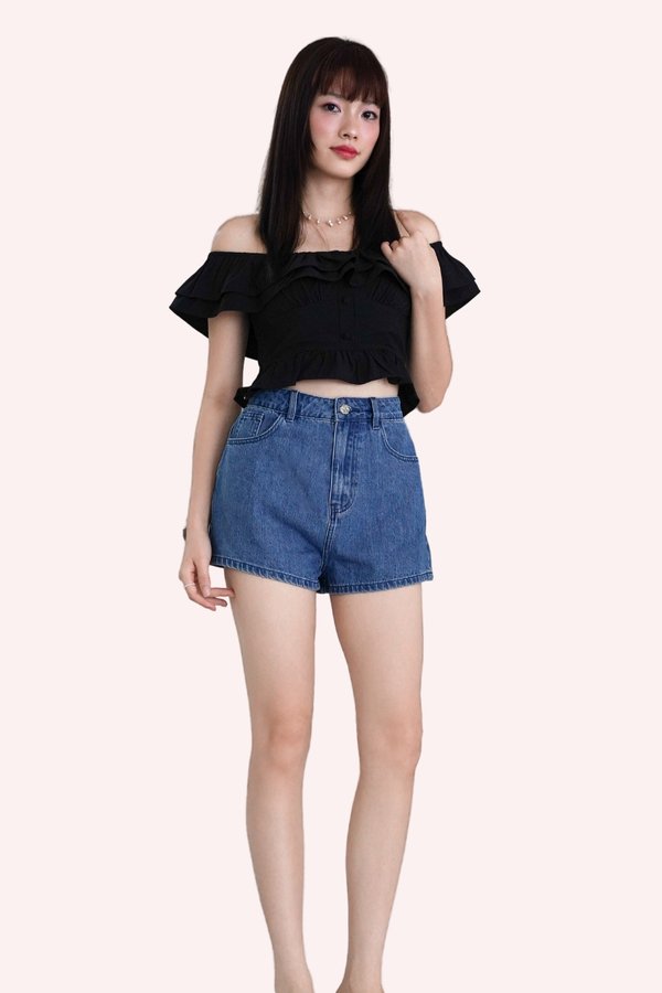 *Petite* L650 Brielle Camellia Button Denim Shorts in Dark Wash