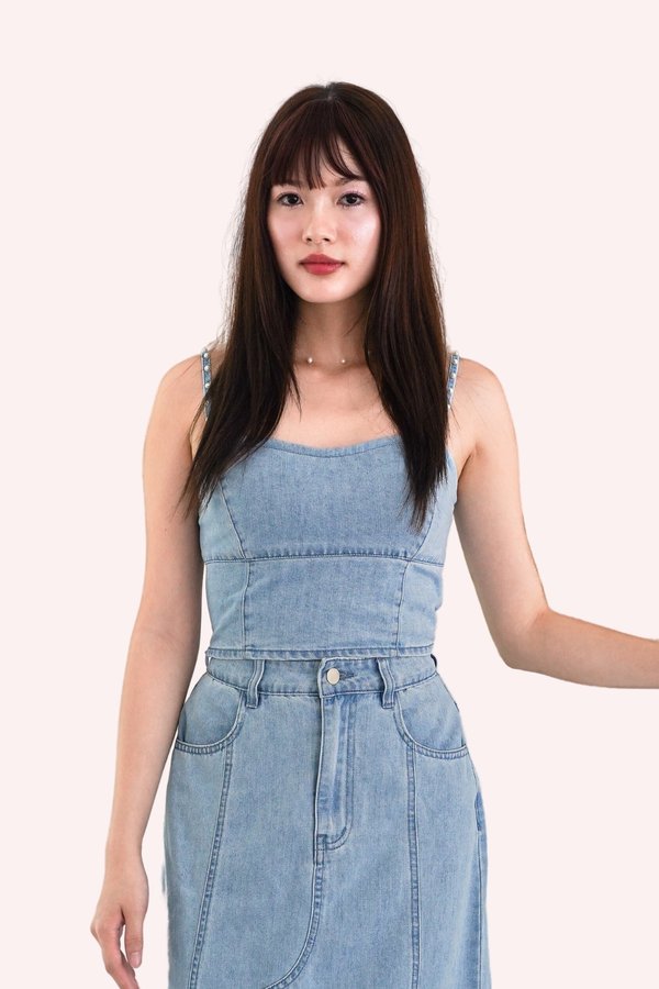 L610 Zen Pearl Strap Denim Top in Light Wash