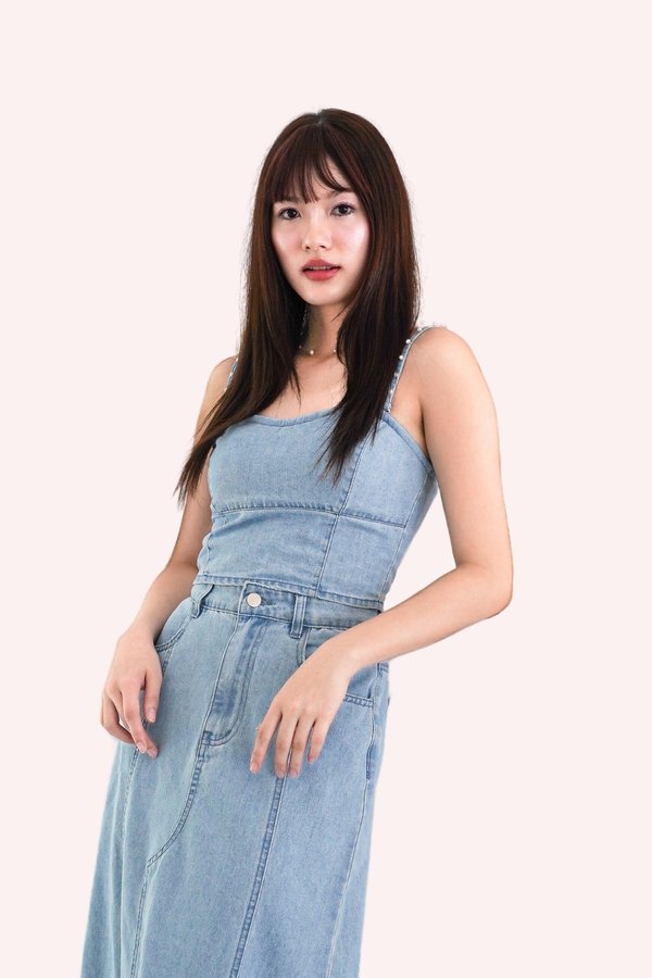 L610 Zen Pearl Strap Denim Top in Light Wash