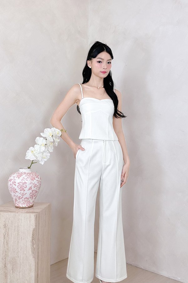 PX3642 Hanna Clasp Straight Leg Pants in White