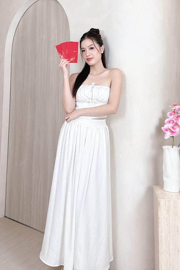*Petite* Elias Midi Skirt in White