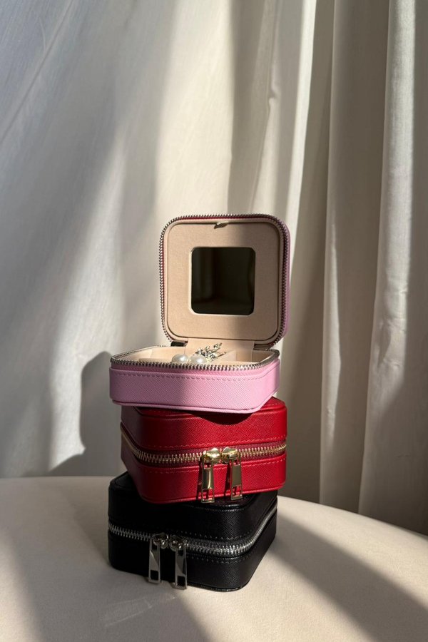 Mikayla 2025 Jewelry Box in Random Colours