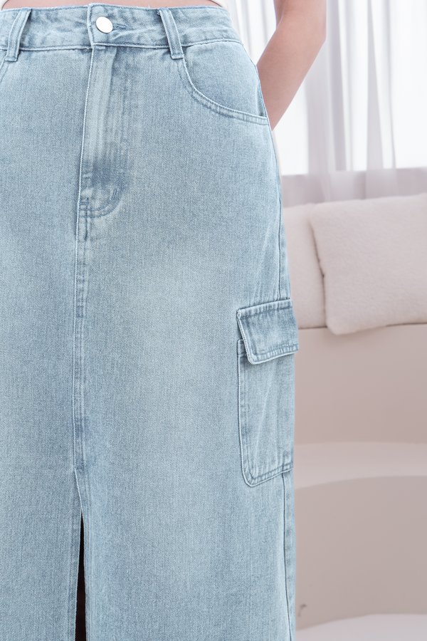 *Petite* Ginny Cargo Denim Skirt in Light Wash