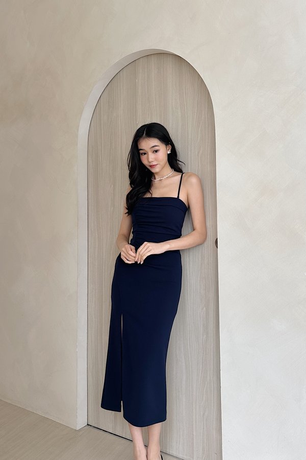 Sophiana Overlap Ruched Midi Dress in Navy