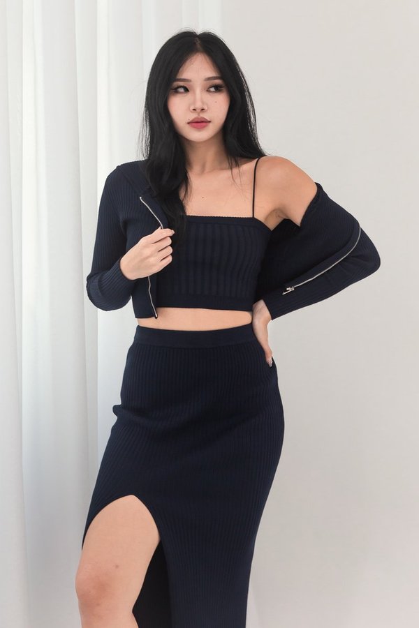 Au Naturel Knit Crop Top in Midnight