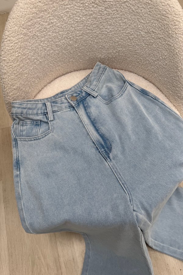 *Regular* Amelie Denim Jeans in Light Wash