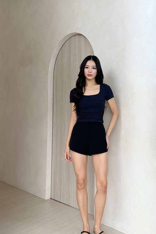 *PRE-ORDER* (BARE/BASIC) Sol Square Neckline Baby Tee Top in Navy