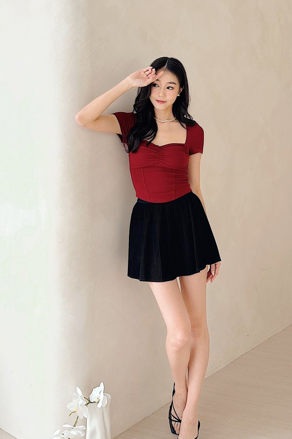 (BARE/BASIC) Sarah Sweetheart Neckline Corset Detailing Top in Maroon