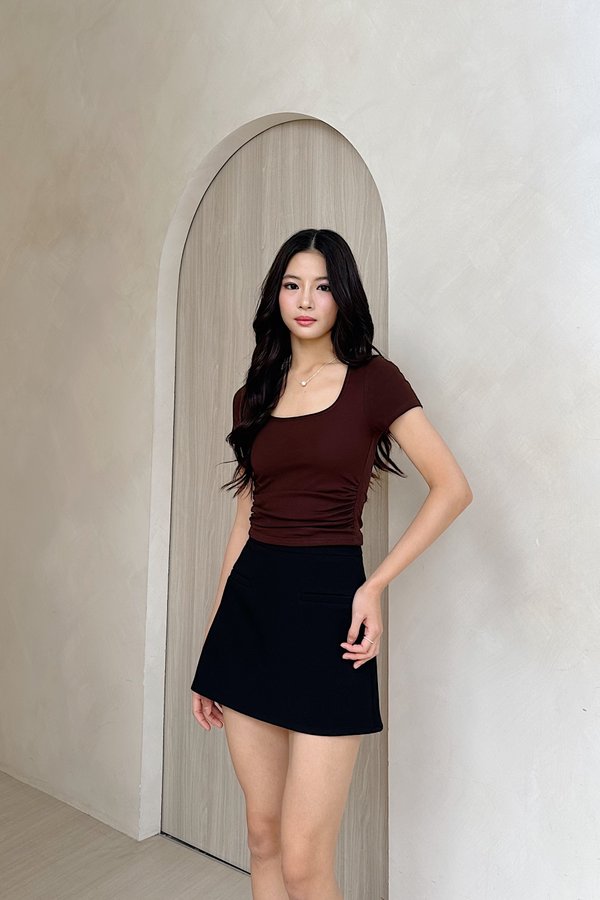 *PRE-ORDER* (BARE/BASIC) Sol Square Neckline Baby Tee Top in Chocolate