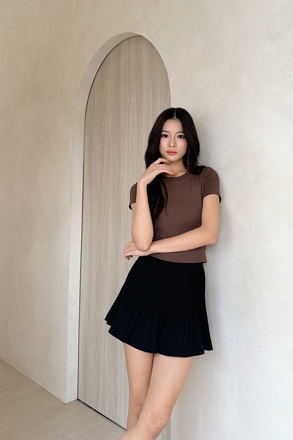 *PRE-ORDER* (BARE/BASIC) BB Baby Tee Top in Milk Chocolate