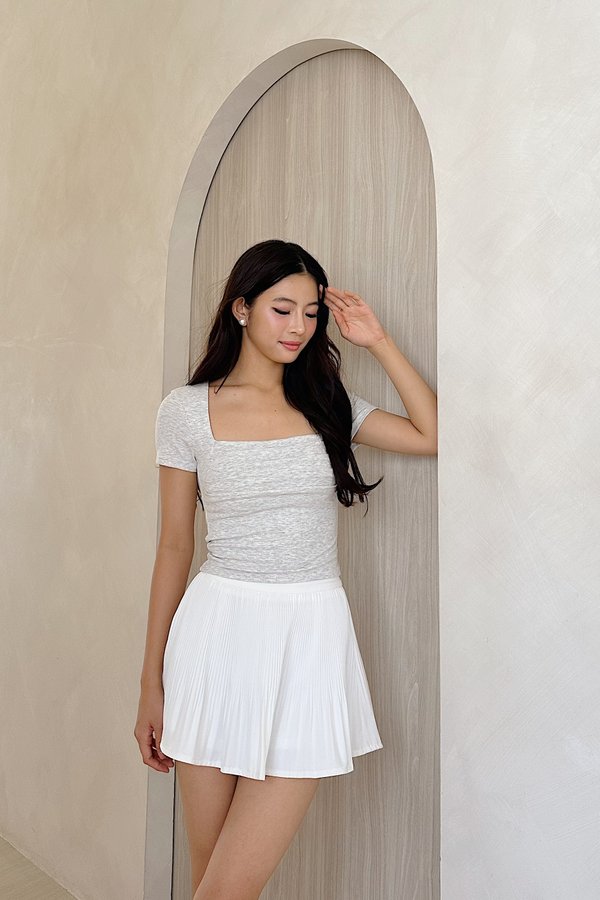 *PRE-ORDER* (BARE/BASIC) Teresa V3 Straight Neck Ruched Sleeve Top in Light Grey
