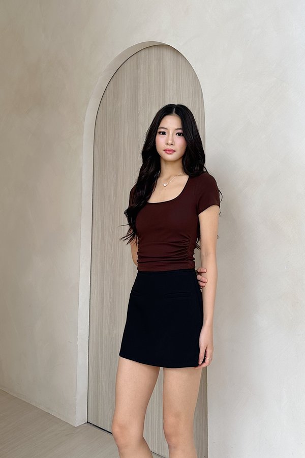 *PRE-ORDER* (BARE/BASIC) Sol Square Neckline Baby Tee Top in Chocolate