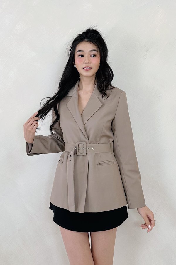 Aria Overlap Belted Blazer in Hazelnut