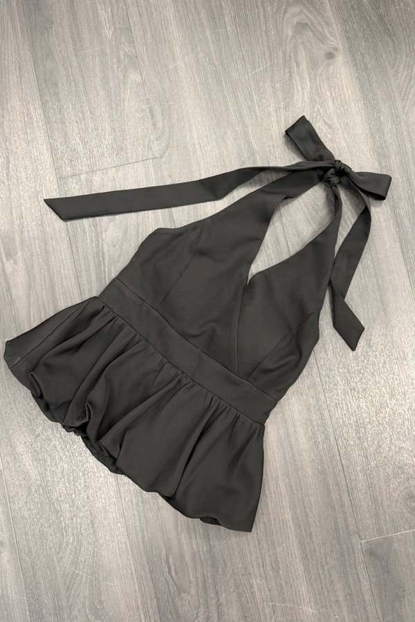 *PRE-ORDER* Sushi V Neck Bubble Peplum Top in Black