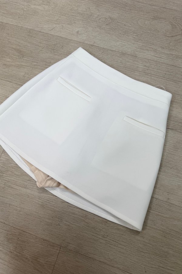 *PRE-ORDER 2* Zaya High Waist Skorts in White