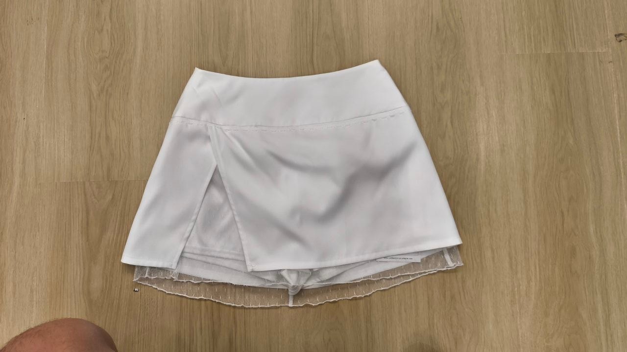 *PO: ETA MID AUG* Rin Lace Skorts in White