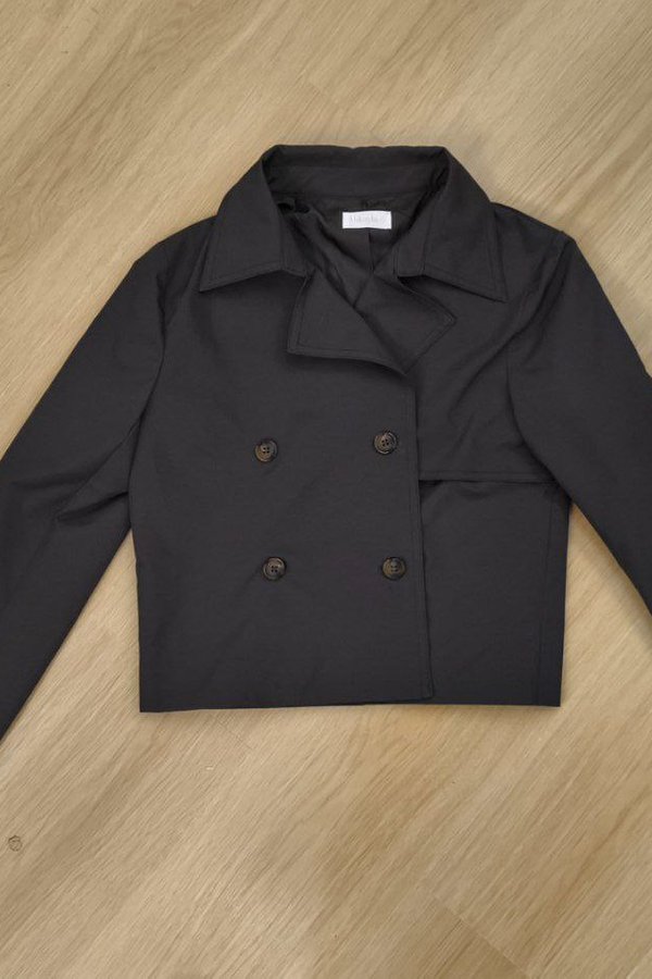 *PO: ETA MID AUG* Nira Cropped Trench Coat in Black