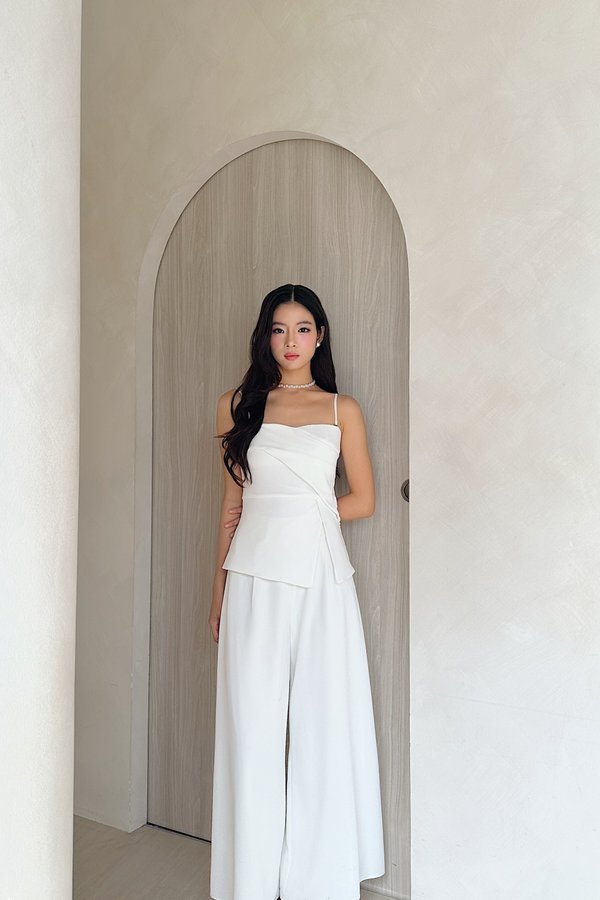 Imelda V3 Padded Mesh Side Slit Peplum Top in White