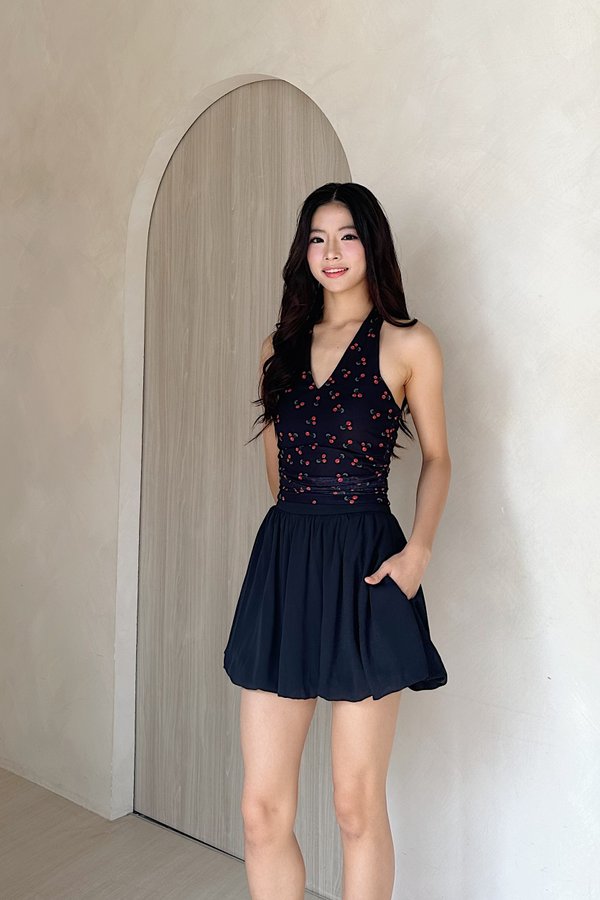 Tulie Bubble Skorts in Black