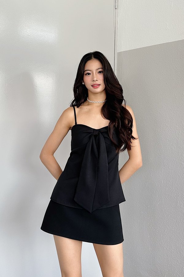 Maya Ribbon Long Top in Black