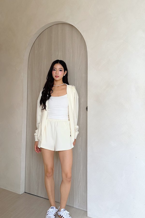 Noa Lounge Hoodie in Pale Yellow