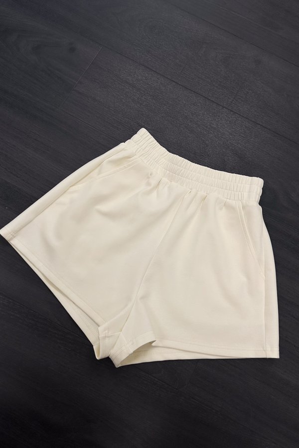 Noa Lounge Shorts in Pale Yellow
