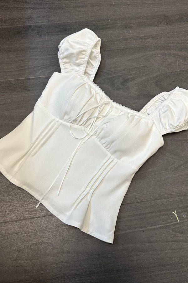 *PO2: ETA END AUG* Vienna Front Ruched Top in White